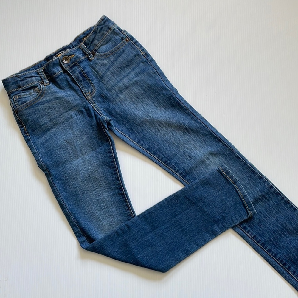 Lucky brand Cate skinny girls jean.  Size 10